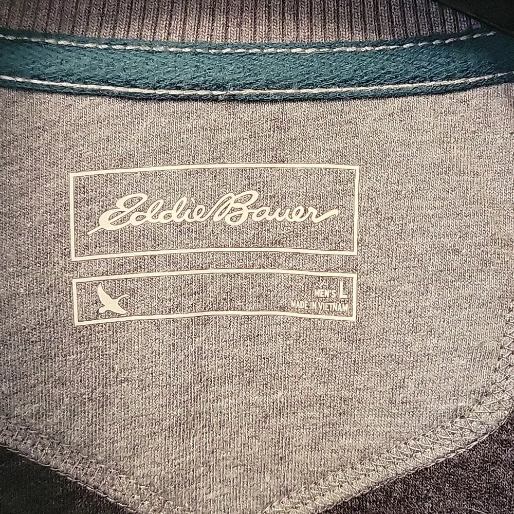 Eddie Bauer Half-Zip Fleece - Picture 3 of 5